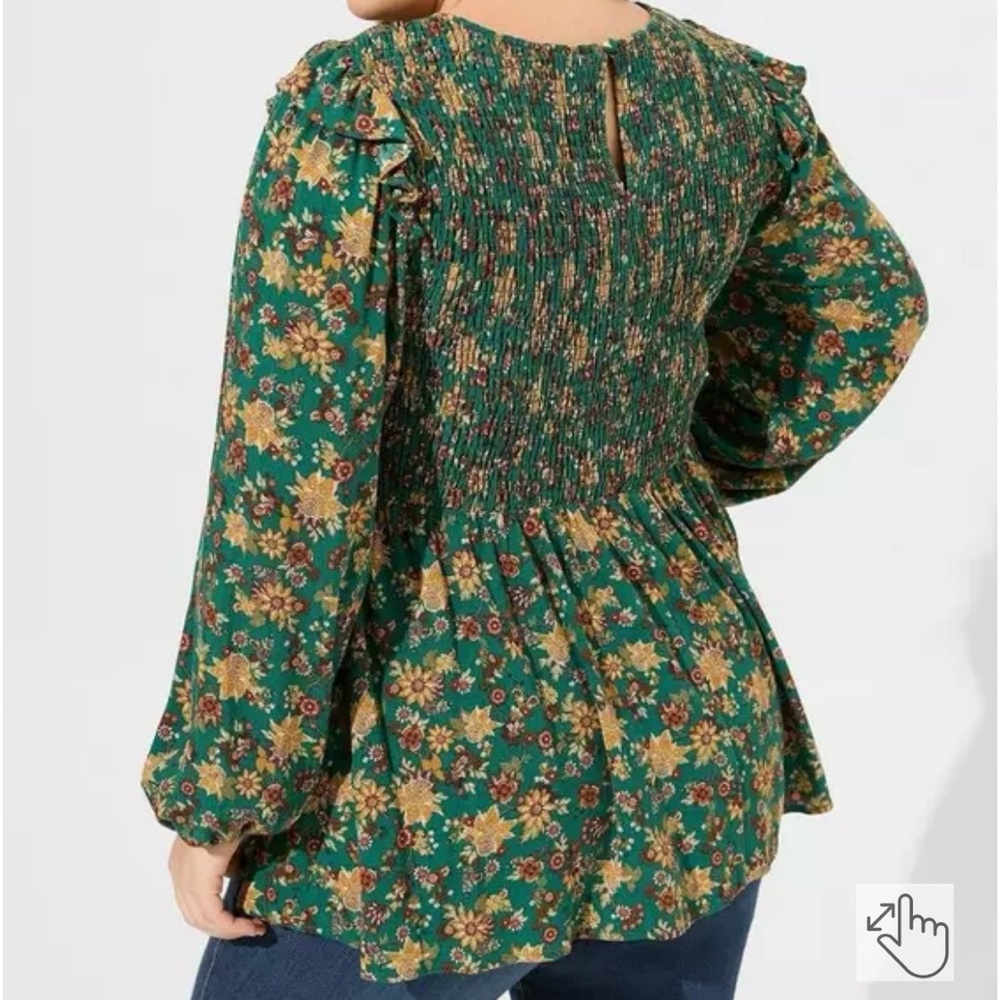 Torrid green smocked peplum long sleeve blouse - Picture 4 of 10